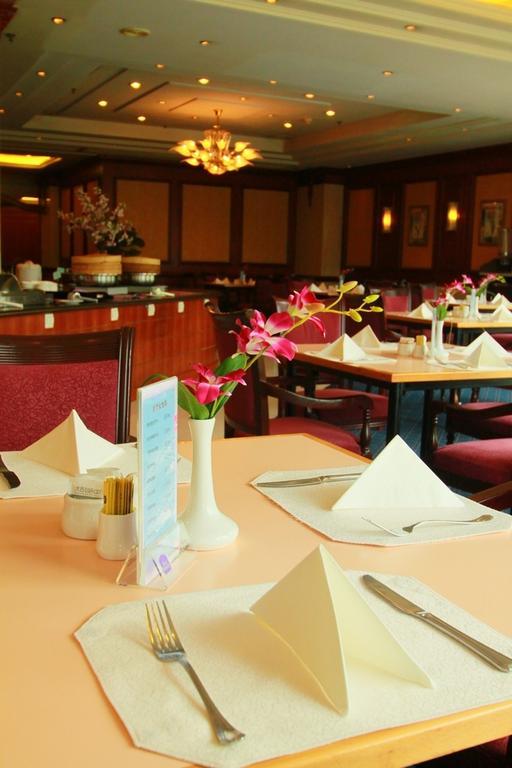 Best Western New Century Hotel Shanghai Esterno foto